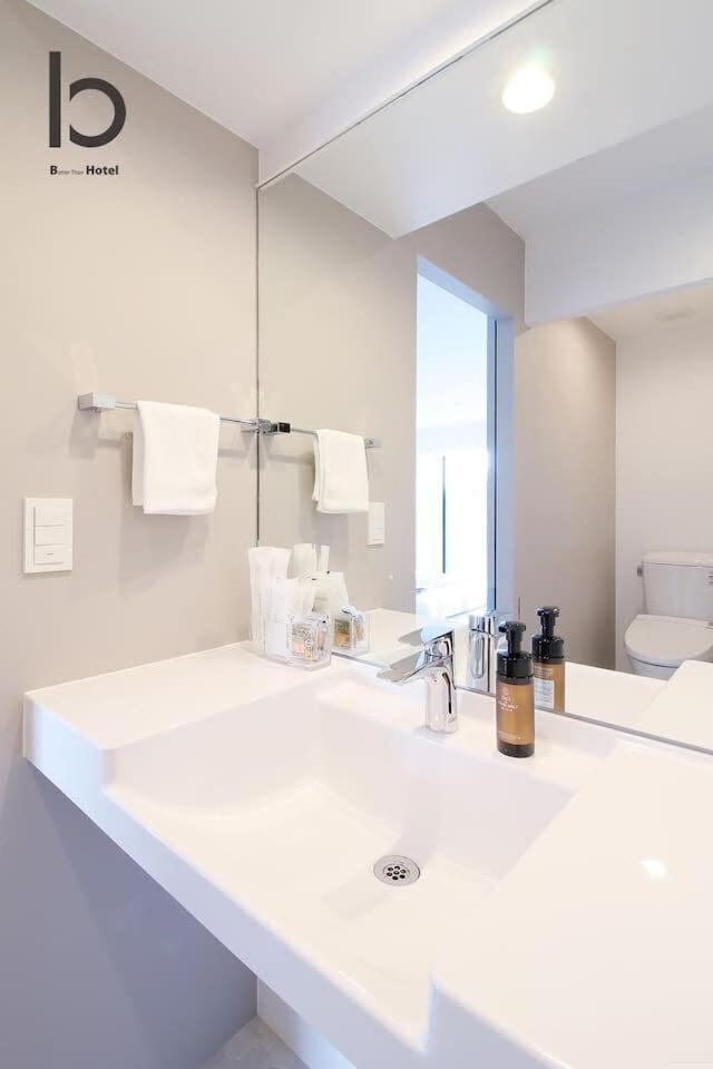 Bhotel Heiwaodori 1001 - Brand New Apt Famous Hiroshima Dori 6P Bagian luar foto